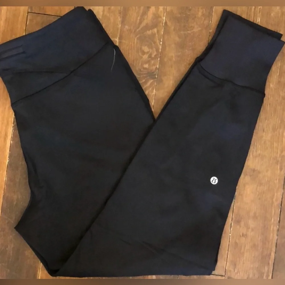 Lululemon Flurry Up Jogger high rise thermal reflective trim fleece interior 6 - Picture 9 of 16